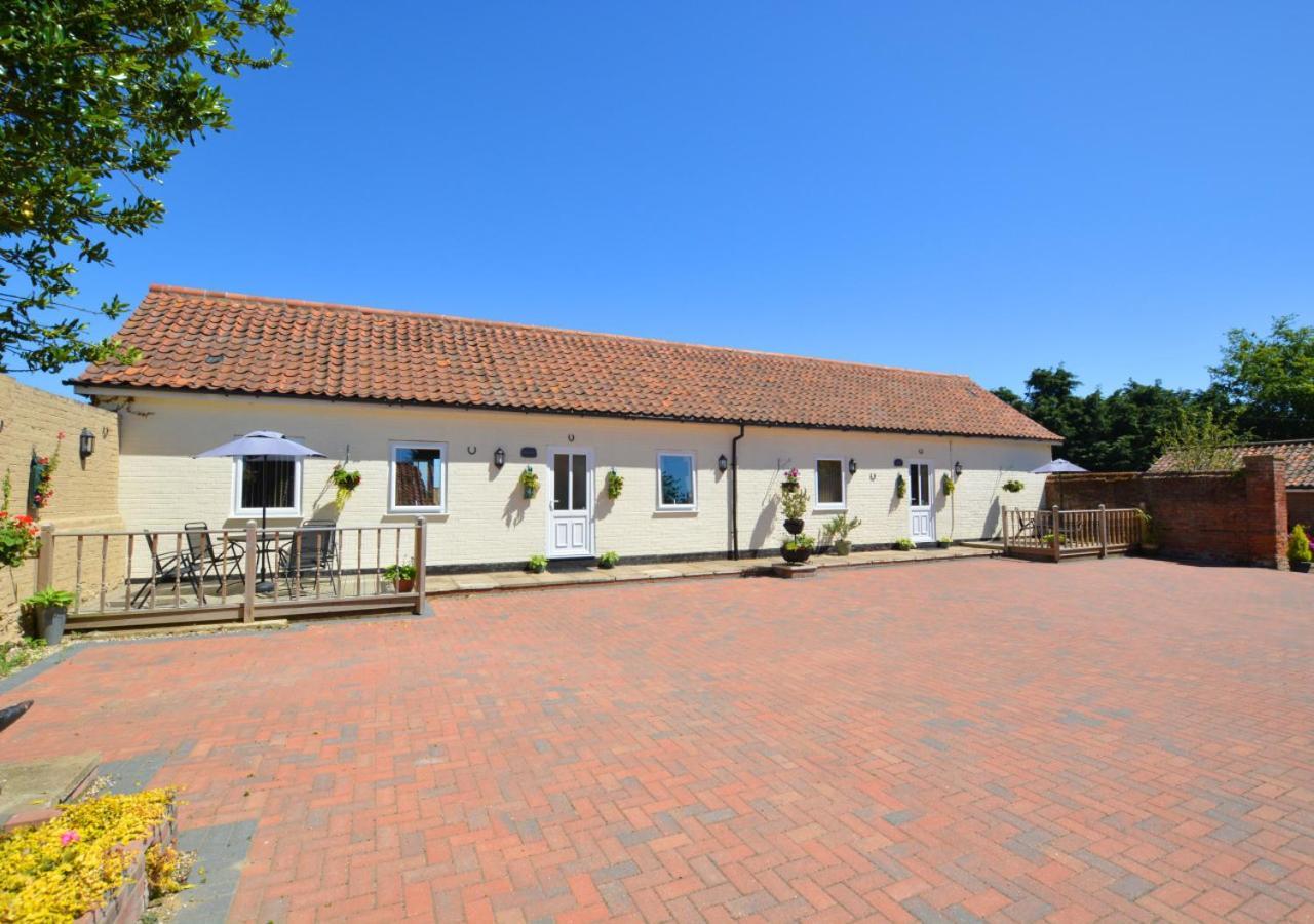 Farriers Cottage Blofield Exterior photo